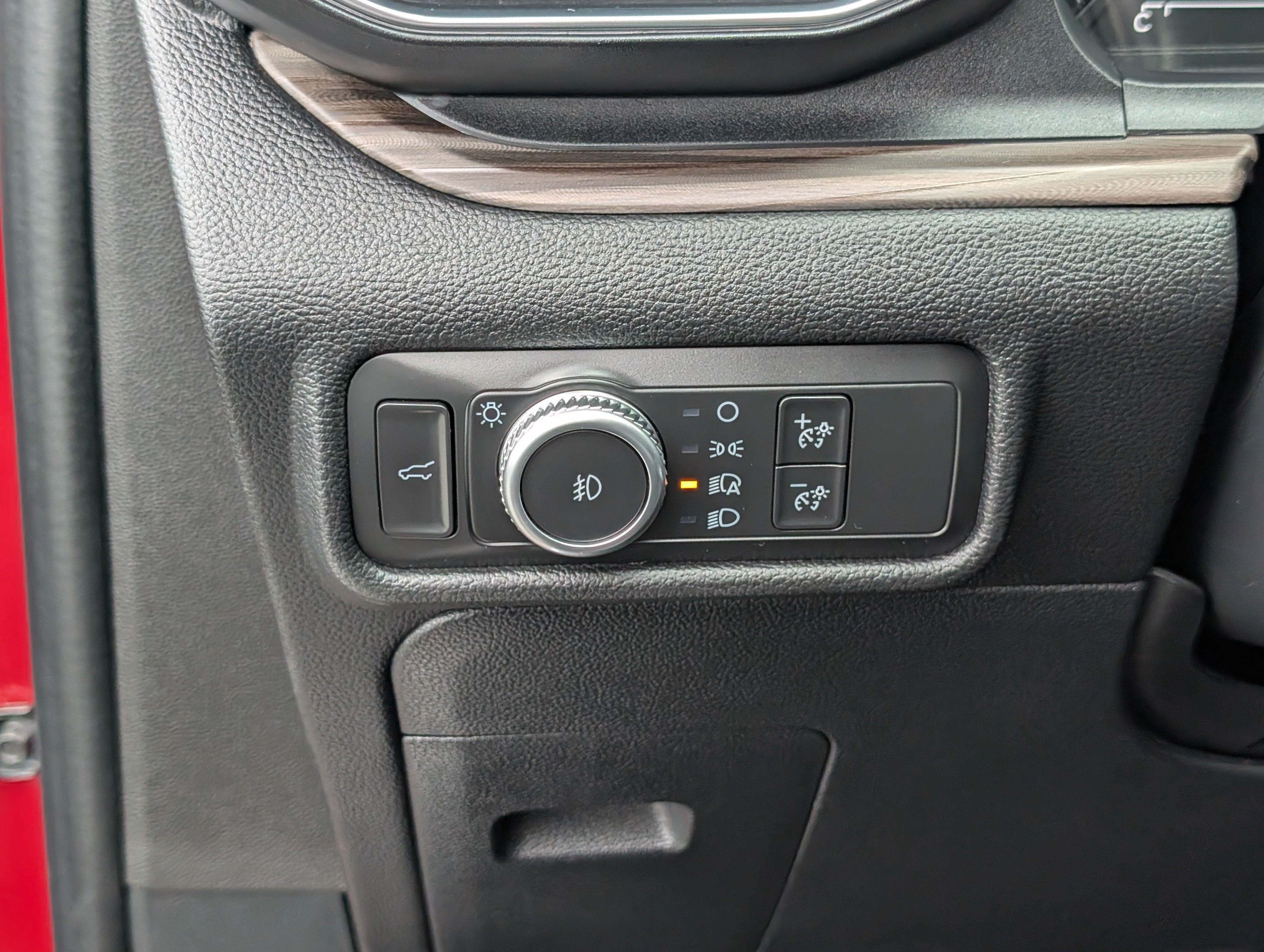 Certified 2020 Ford Explorer Limited AWD/4WD image 28