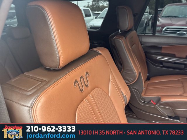 Certified 2022 Ford Expedition Max King Ranch image 12