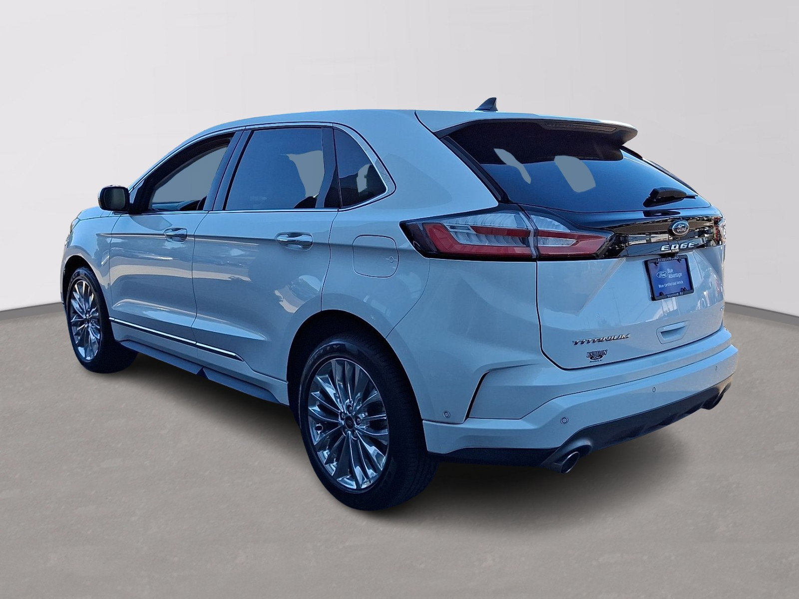 Certified 2024 Ford Edge Titanium w/ Titanium Elite Package AWD/4WD image 4
