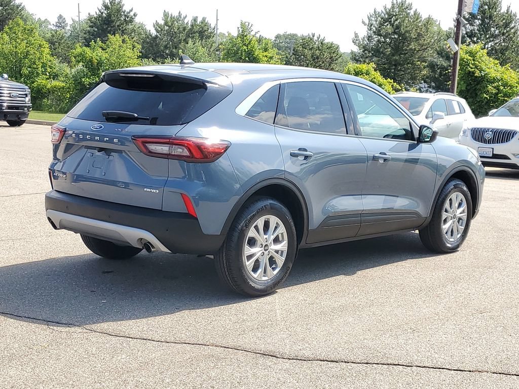 Certified 2024 Ford Escape Active w/ Tech Pack #1 AWD/4WD image 4