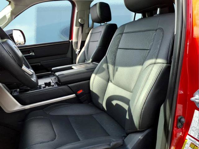 Used 2024 Toyota Sequoia Limited w/ TRD Off-Road Package image 29