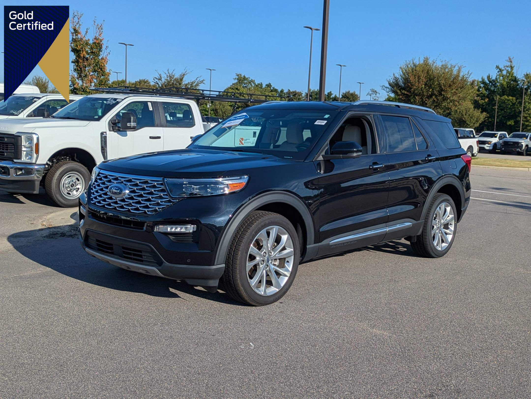 Certified 2023 Ford Explorer Platinum w/ Technology Package