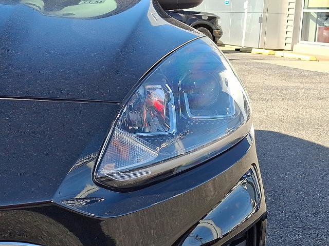 Certified 2022 Ford Escape SE w/ SE Sport Appearance Package image 9