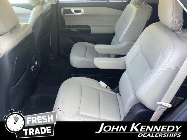 Certified 2020 Ford Explorer XLT w/ Equipment Group 202A AWD/4WD image 29