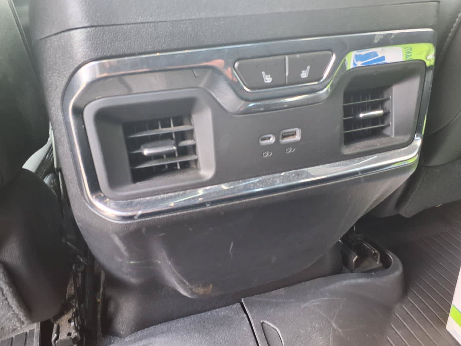 Used 2024 Chevrolet Silverado 2500 High Country w/ High Country Premium Package AWD/4WD image 22