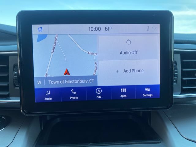 Certified 2022 Ford Explorer XLT w/ Equipment Group 202A AWD/4WD image 19