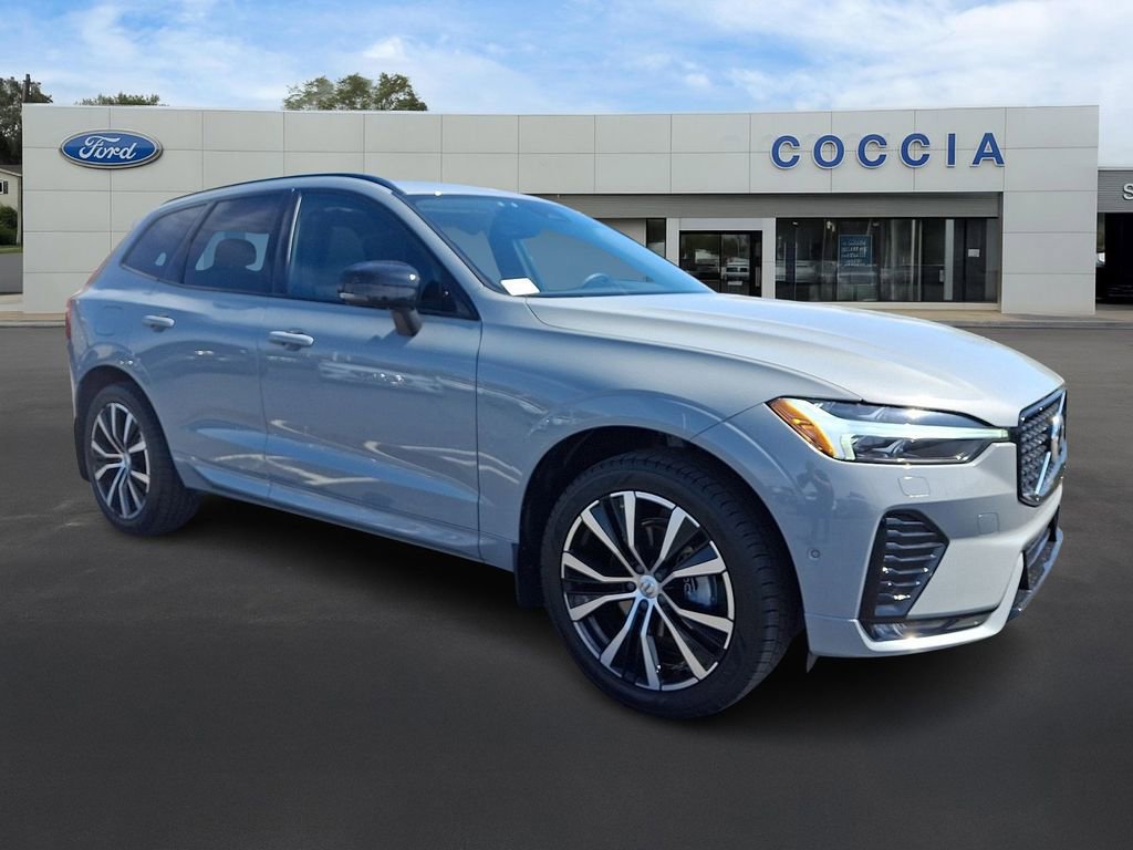 Used 2024 Volvo XC60 B5 Plus w/ Protection Package Premier AWD/4WD image 6