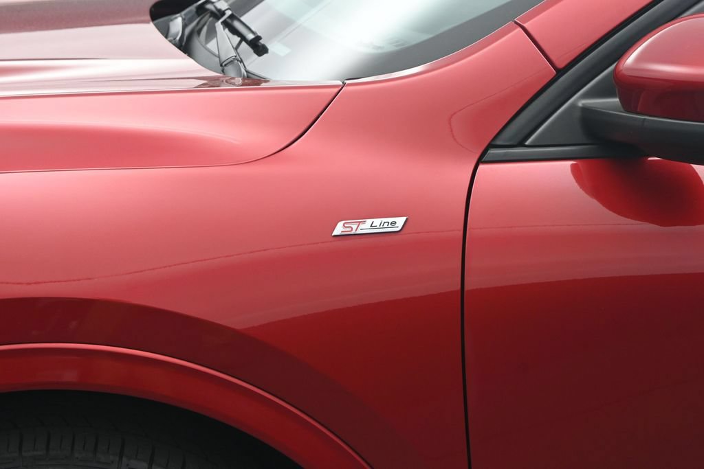 Certified 2023 Ford Escape ST-Line Elite AWD/4WD image 16