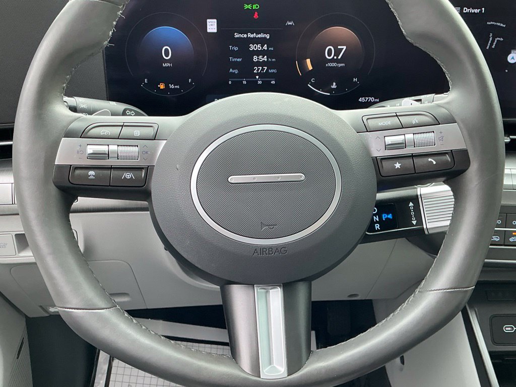 Used 2025 Hyundai Kona Limited FWD image 40