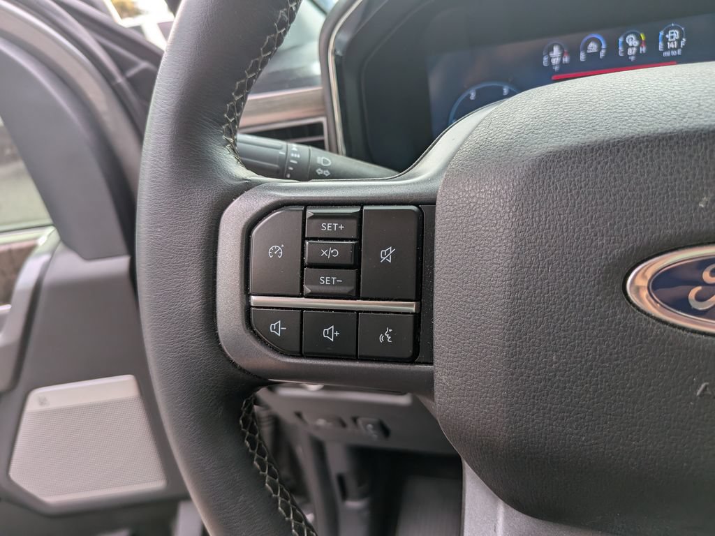 Certified 2025 Ford F350 Lariat AWD/4WD image 31