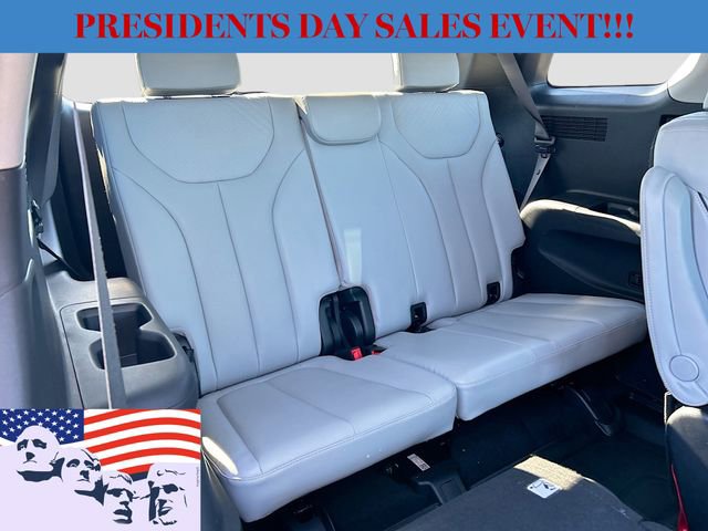 Used 2023 Hyundai Palisade SEL w/ Premium Package image 28