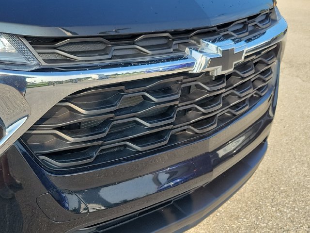 Used 2024 Chevrolet Trax LS FWD image 12