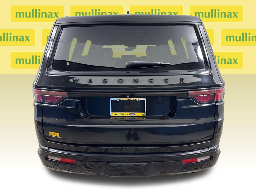 Used 2022 Jeep Wagoneer Series II AWD/4WD image 8