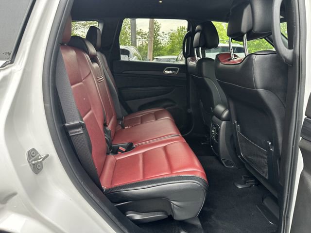 Used 2020 Jeep Grand Cherokee Laredo w/ 18" Wheel & 8.4" Radio Group AWD/4WD image 36