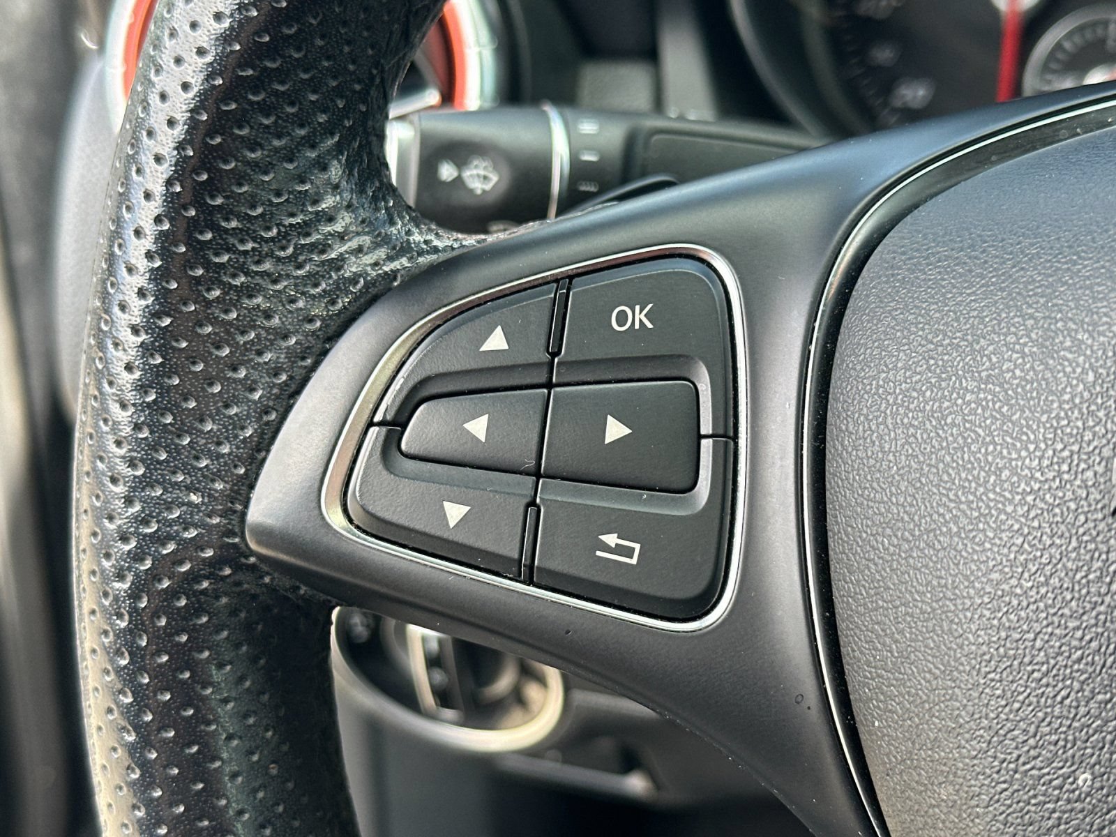 Used 2019 Mercedes-Benz CLA 250 image 26