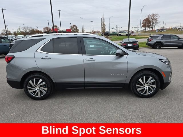 Used 2023 Chevrolet Equinox Premier AWD/4WD image 6