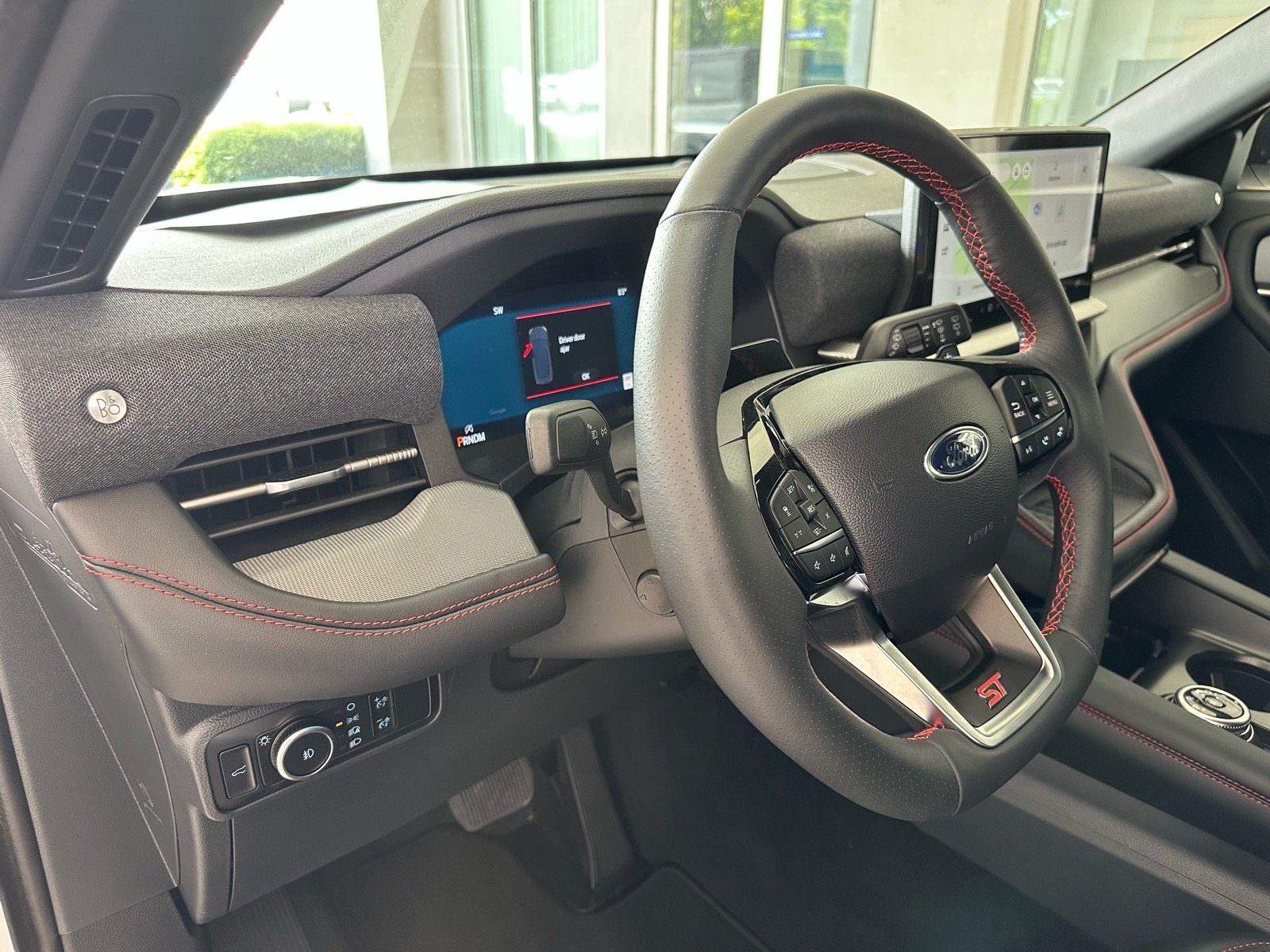 Certified 2025 Ford Explorer ST RWD image 17