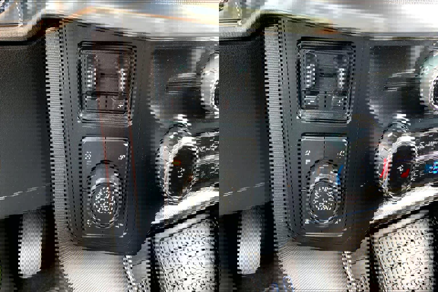 Certified 2023 Ford F150 Raptor w/ Blue Interior Package AWD/4WD image 32