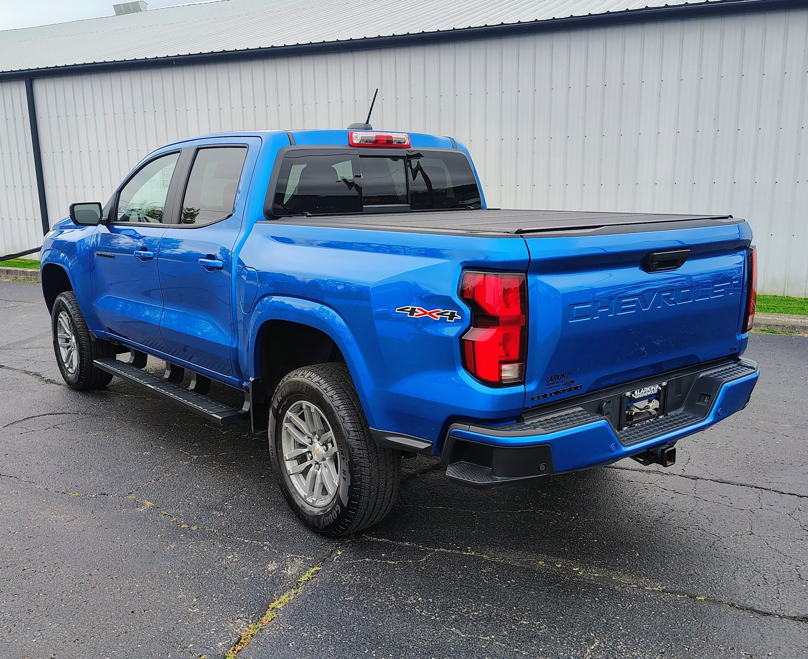 Used 2024 Chevrolet Colorado LT w/ LT Convenience Package III AWD/4WD image 7