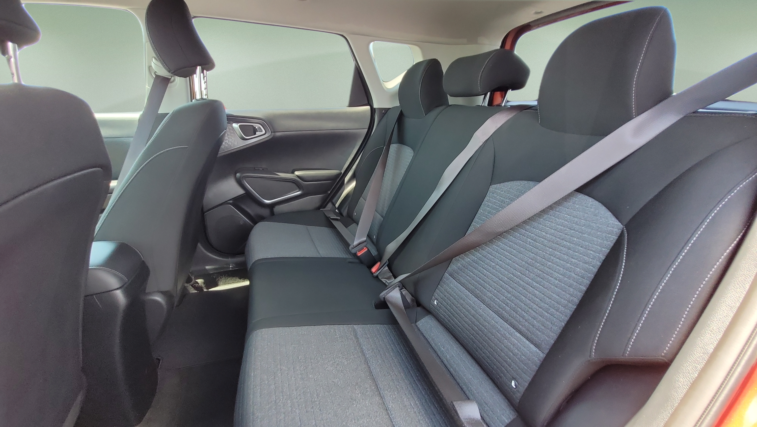 Used 2021 Kia Soul S FWD image 16