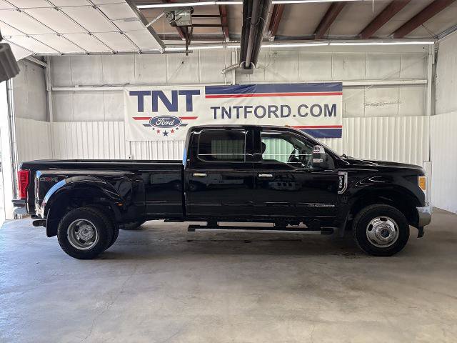 Certified 2017 Ford F350 Lariat w/ Chrome Package