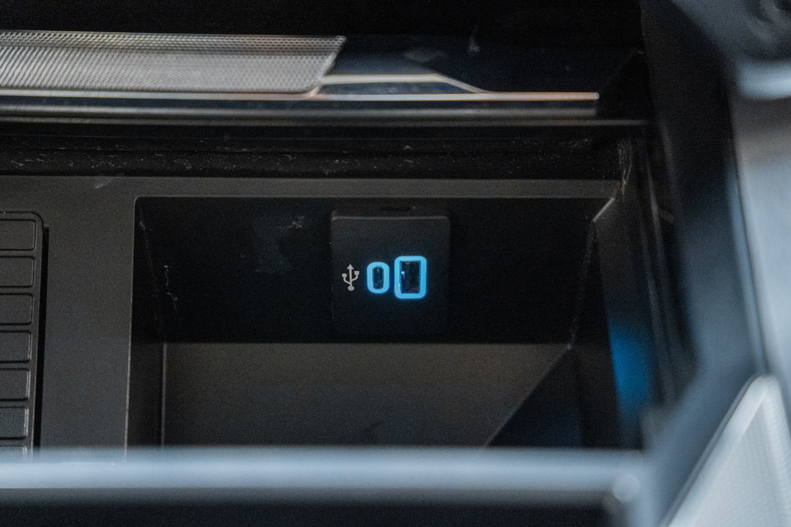 Certified 2024 Ford F250 Lariat w/ Lariat Ultimate Package image 34