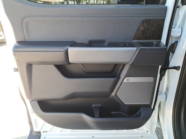Certified 2023 Ford F250 Lariat w/ Lariat Ultimate Package image 13