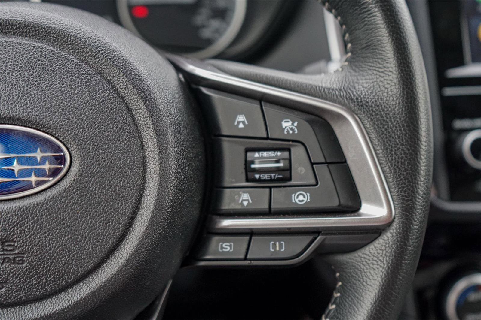 Used 2024 Subaru Forester Premium AWD/4WD image 17