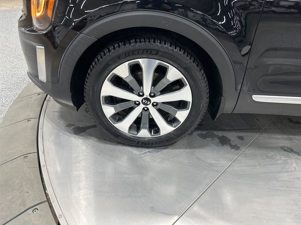 Used 2020 Kia Telluride SX image 38