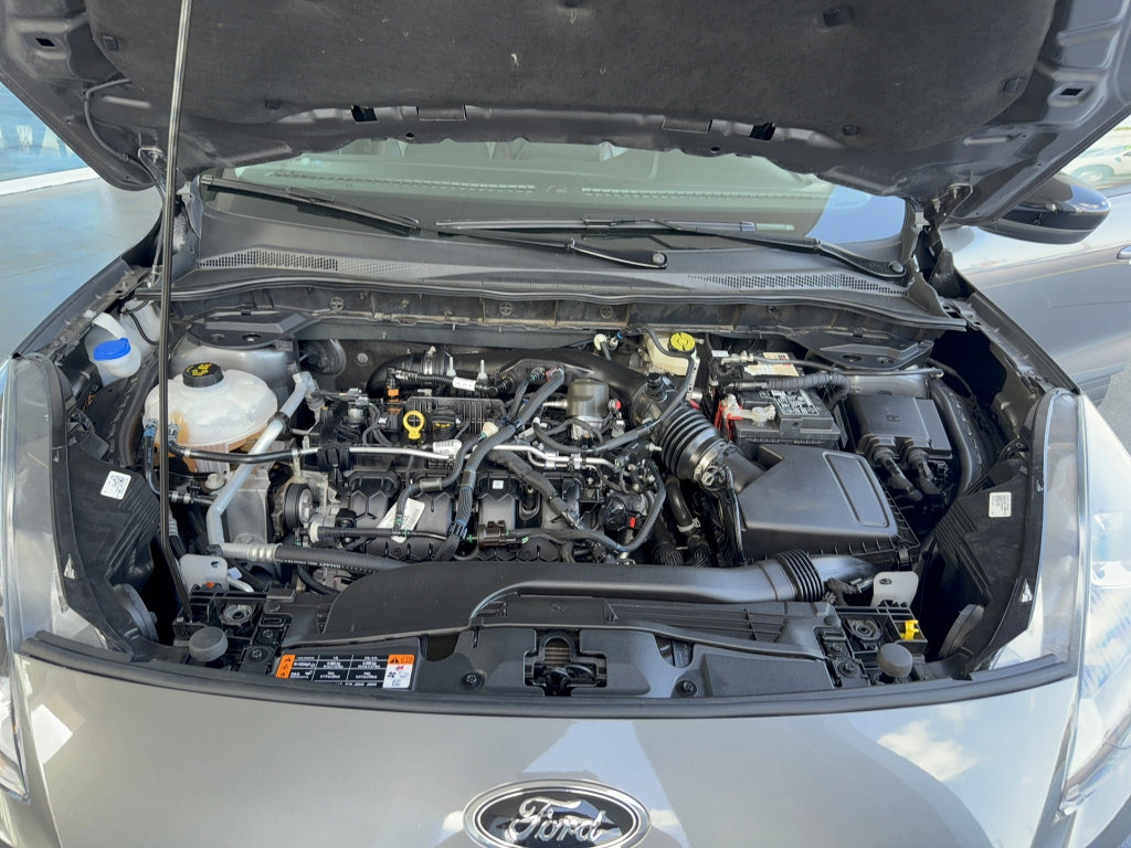 Certified 2022 Ford Escape SEL w/ SEL Stealth AWD Package image 38