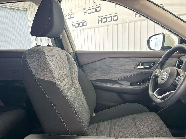 Used 2022 Nissan Rogue SV FWD image 14