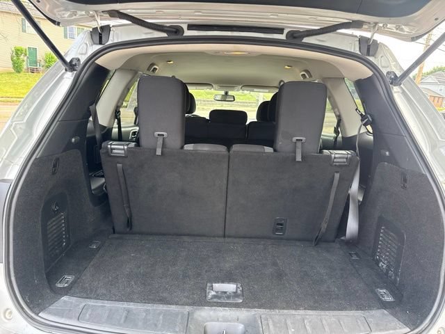 Used 2019 Nissan Pathfinder SV AWD/4WD image 40
