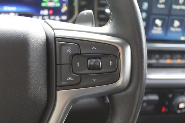 Used 2023 Chevrolet Silverado 1500 LTZ AWD/4WD image 32