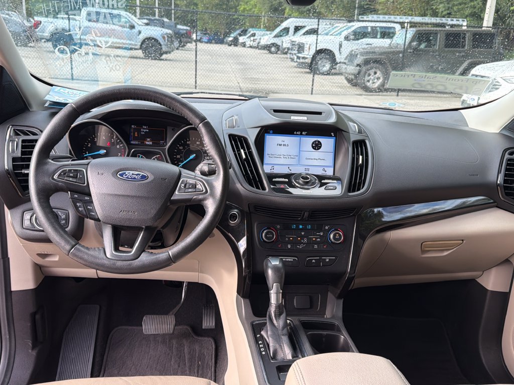 Certified 2017 Ford Escape Titanium FWD image 7