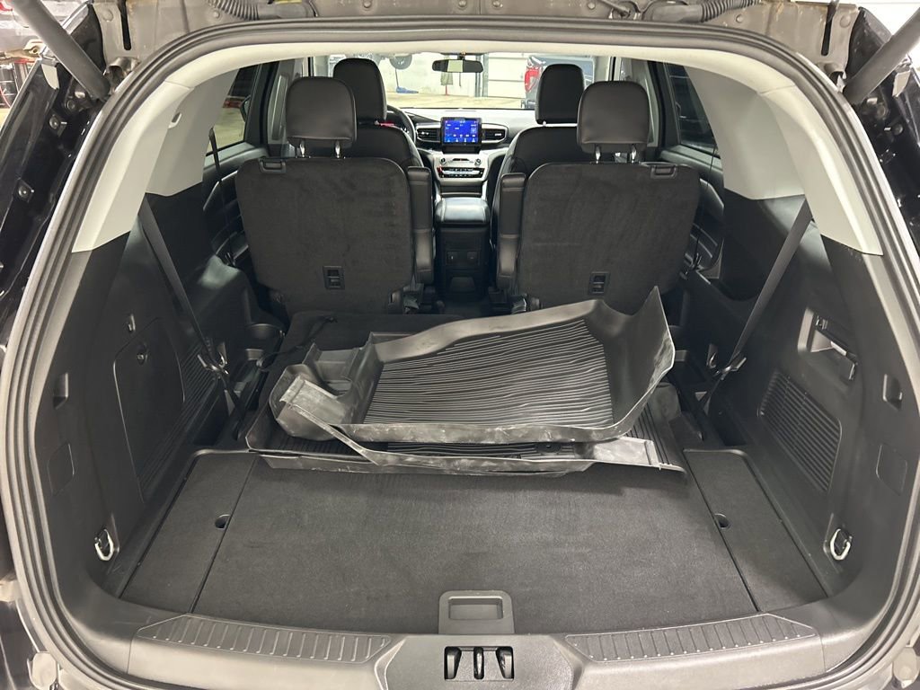 Certified 2023 Ford Explorer XLT w/ Equipment Group 202A image 30