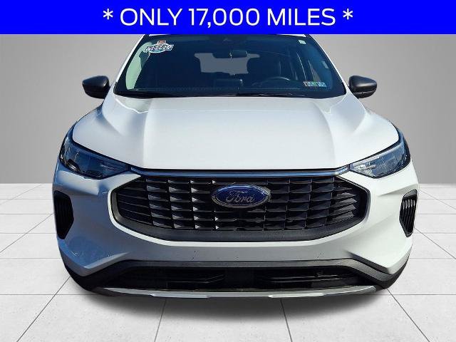 Certified 2023 Ford Escape Active AWD/4WD image 2