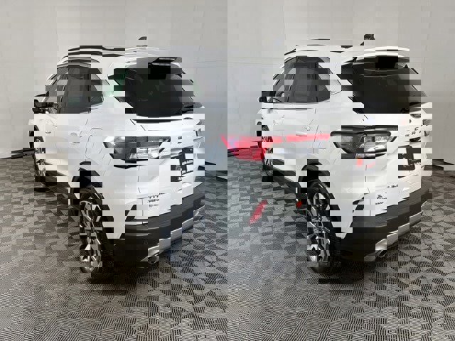 Certified 2022 Ford Escape Titanium image 2