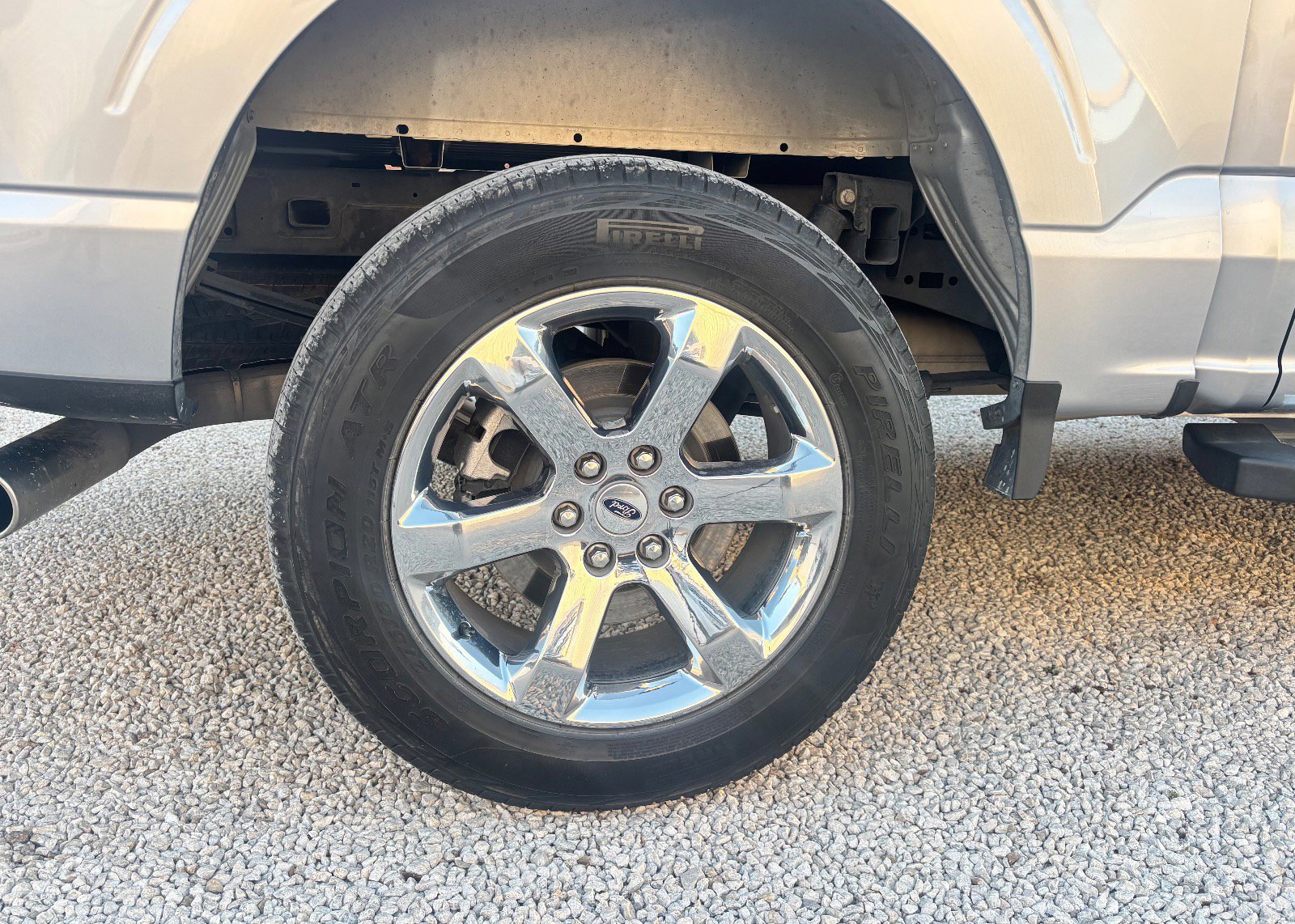 Certified 2022 Ford F150 Lariat w/ Equipment Group 502A High image 21