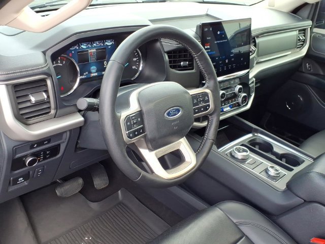 Certified 2024 Ford Expedition XLT AWD/4WD image 22