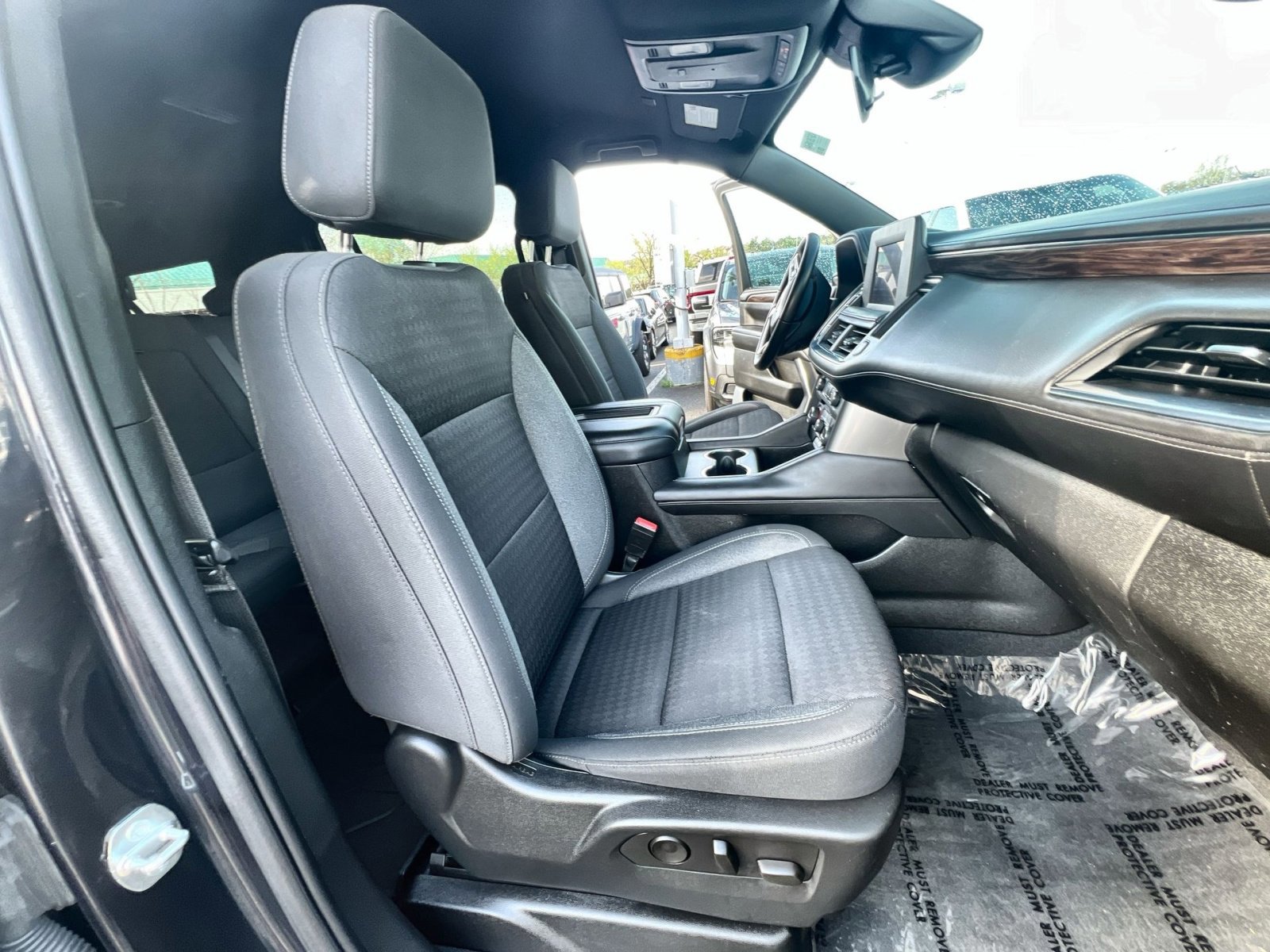 Used 2023 Chevrolet Suburban LS image 25