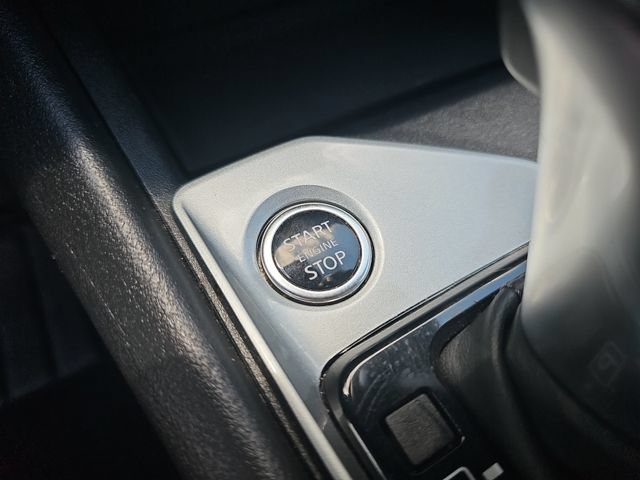 Used 2025 Nissan Altima 2.5 SV FWD image 28