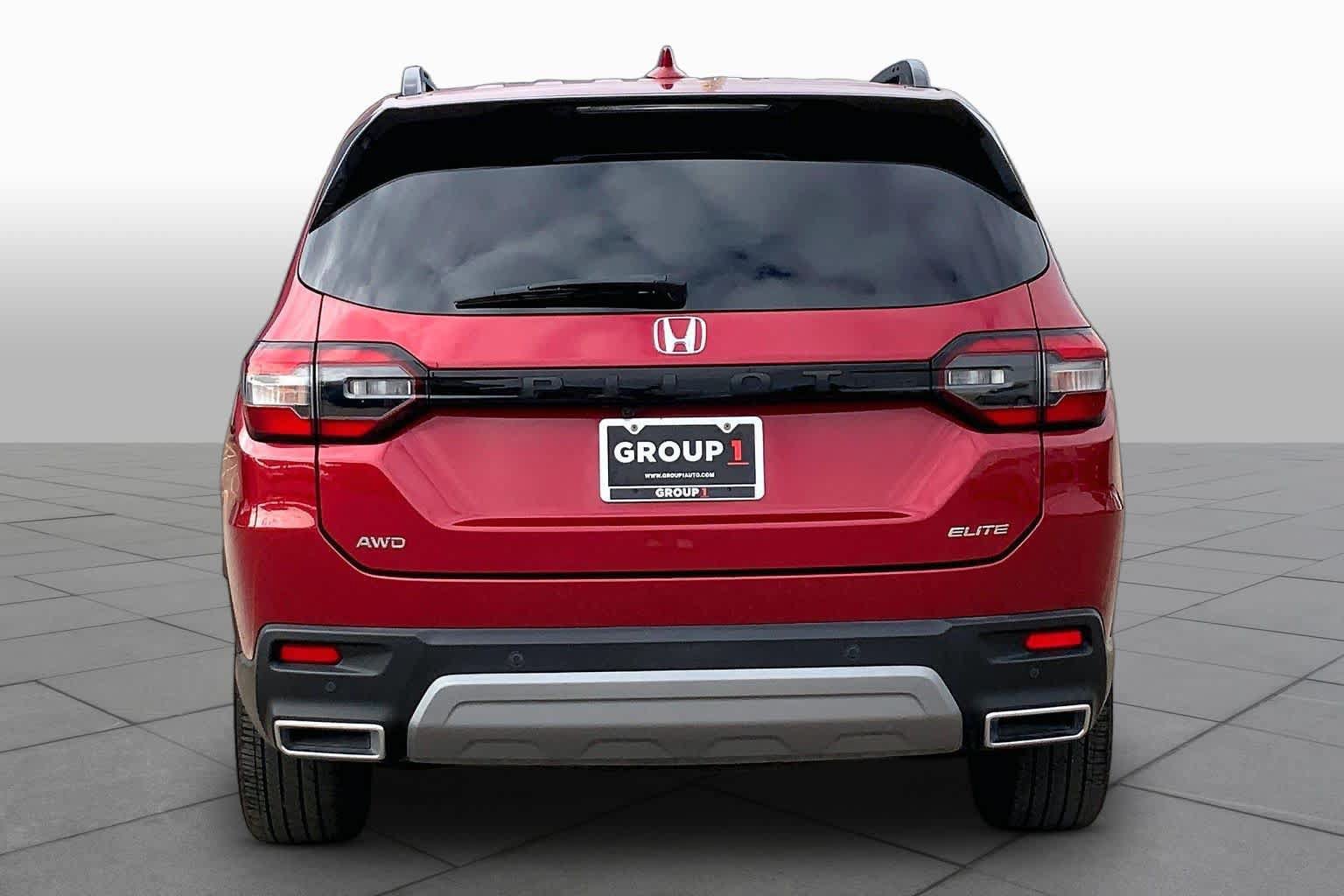 Used 2023 Honda Pilot Elite image 5