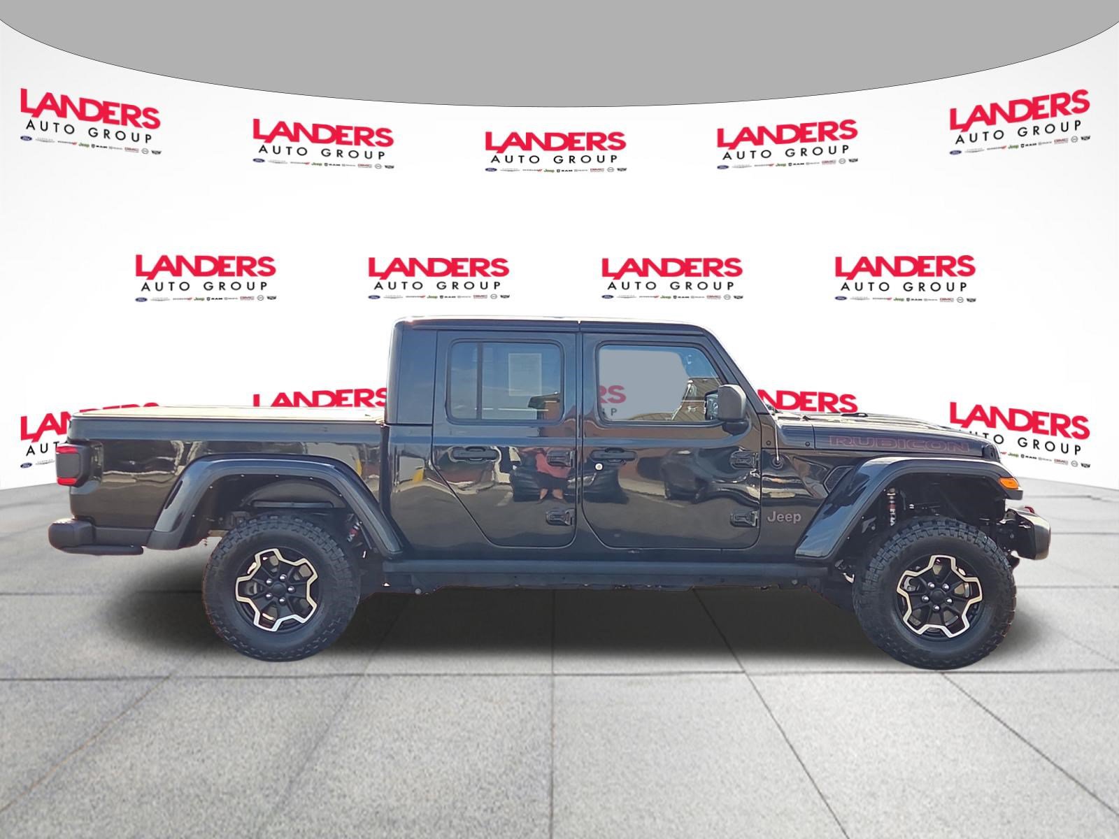 Used 2022 Jeep Gladiator Rubicon w/ LED Lighting Group AWD/4WD image 2