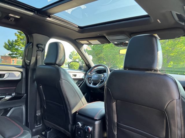Certified 2022 Ford Explorer ST-Line w/ Class IV Trailer Tow Package AWD/4WD image 33