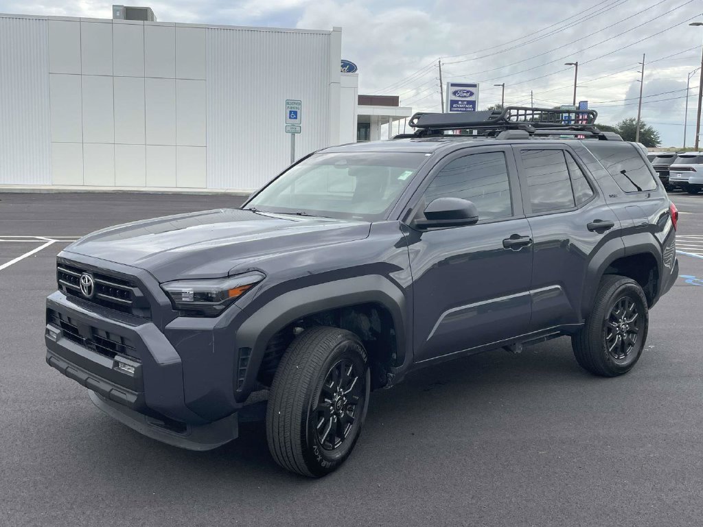 Used 2025 Toyota 4Runner SR5 RWD image 7
