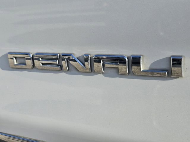 Used 2018 GMC Sierra 1500 Denali w/ Denali Ultimate Package AWD/4WD image 8