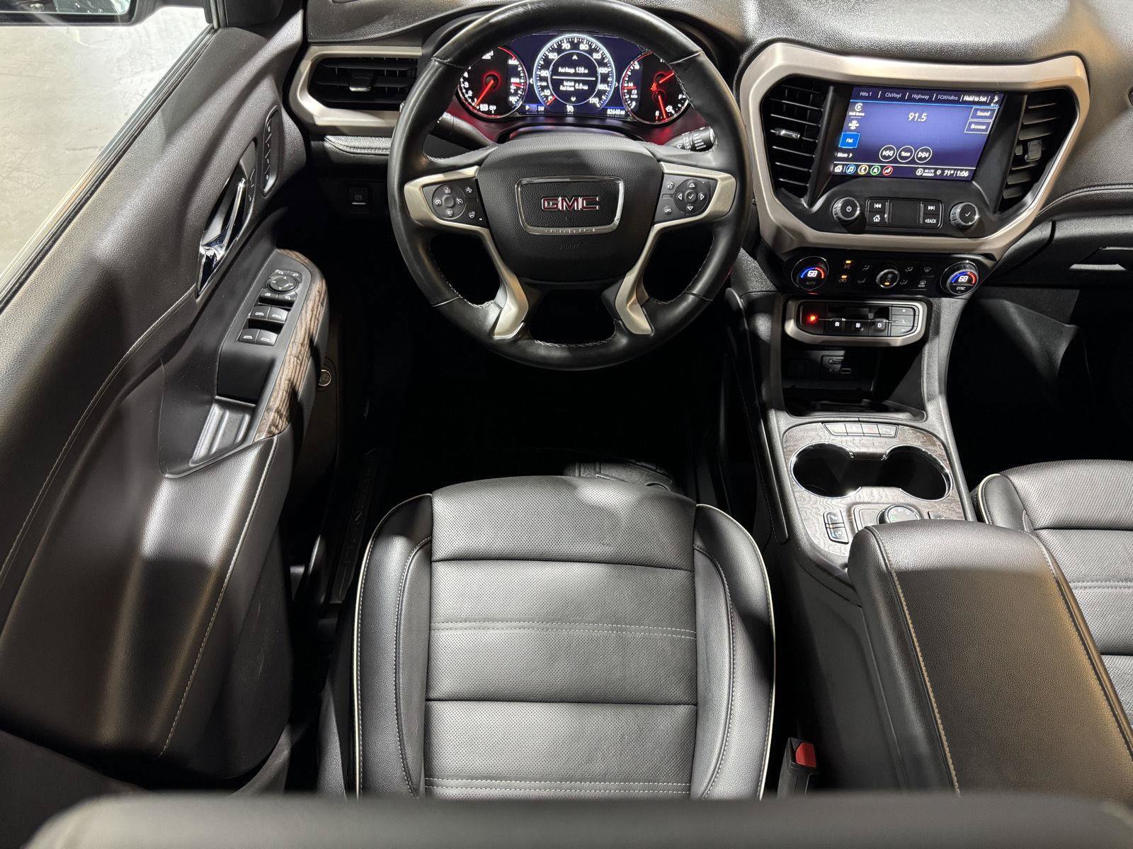 Used 2023 GMC Acadia Denali w/ Trailering Package AWD/4WD image 23