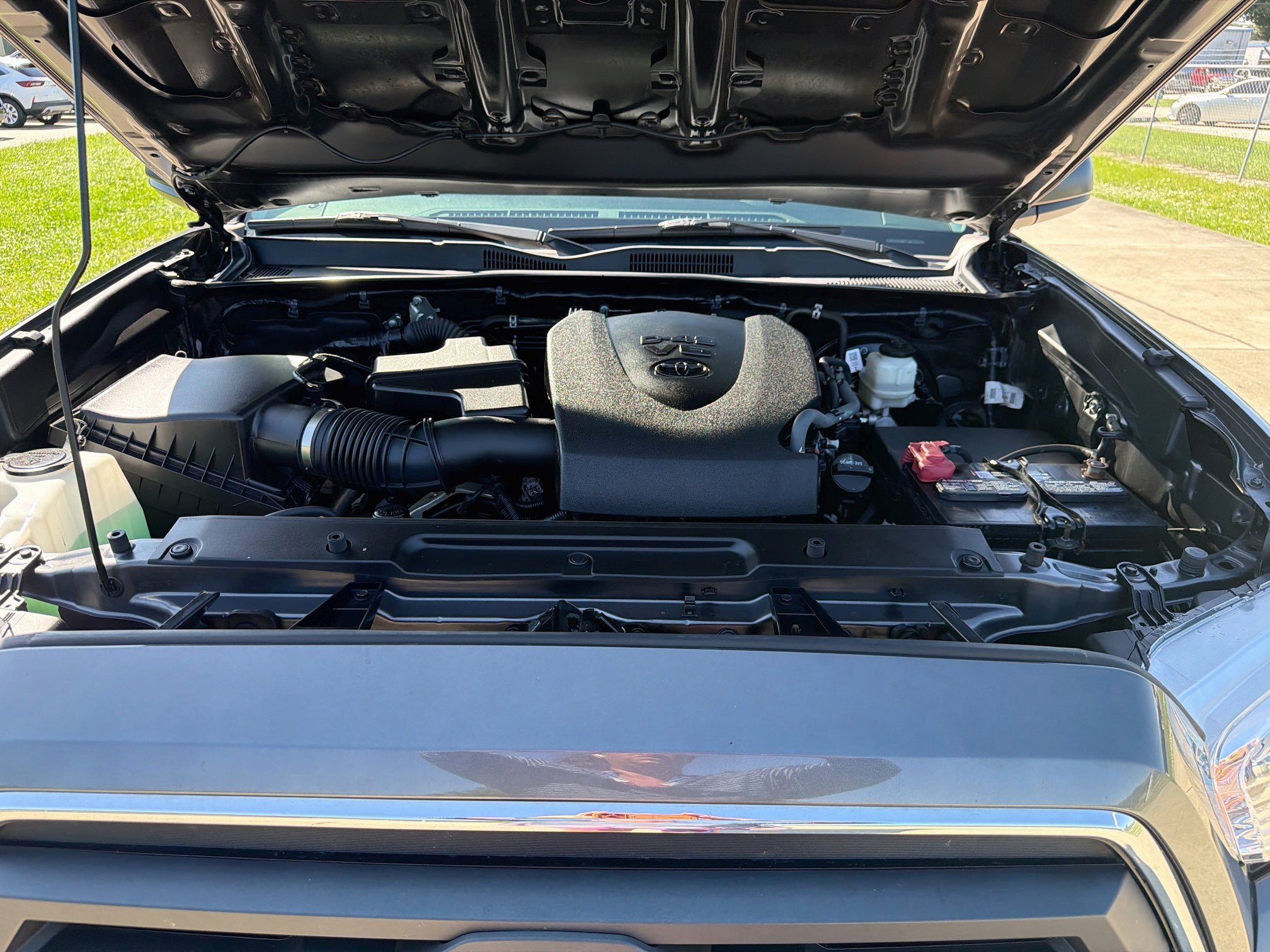Used 2023 Toyota Tacoma SR5 w/ SX Package AWD/4WD image 28