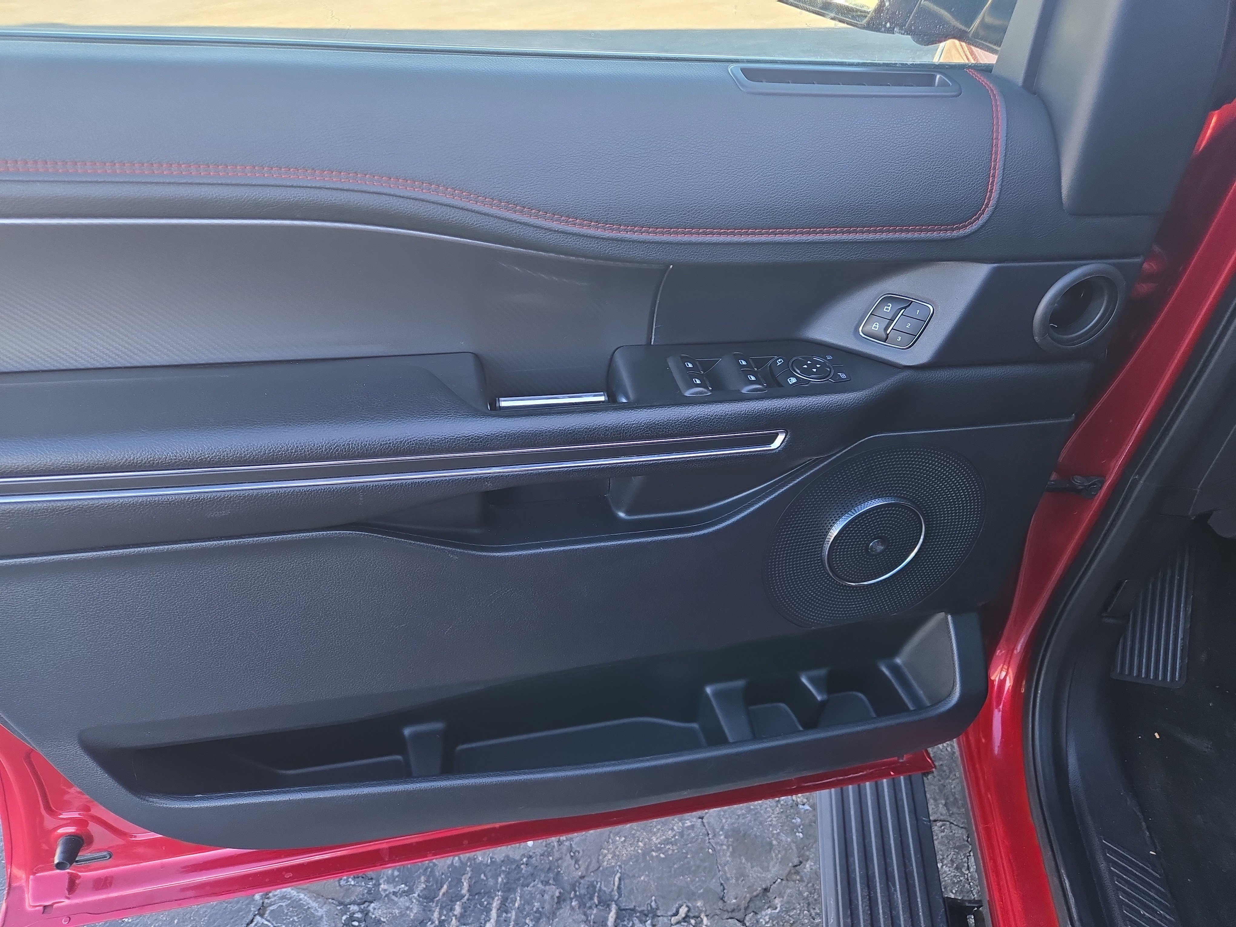 Certified 2020 Ford Expedition Max Limited w/ Equipment Group 303A image 16