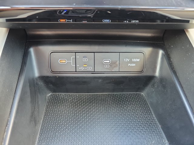 Used 2026 Hyundai Tucson SEL Plus FWD image 23
